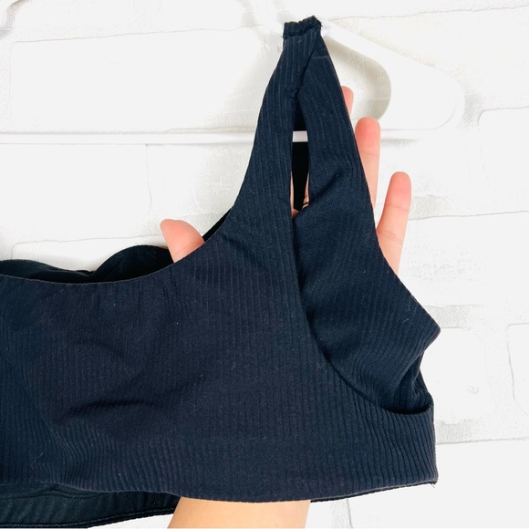 Lululemon Ribbed Nulu Asymmetrical Yoga Bra Size 8 with padding Black - Picture 13 of 16